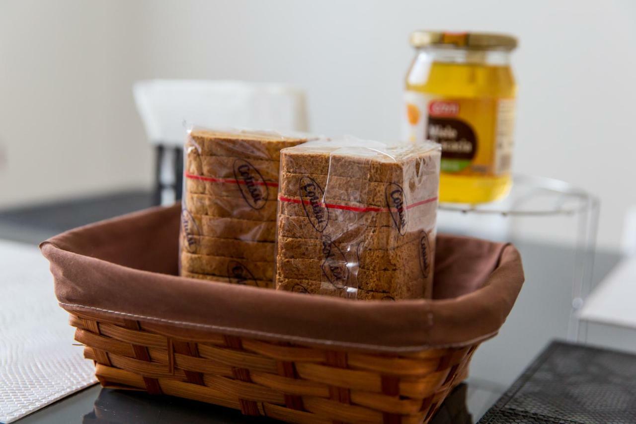 Veda Elegant Rooms Fiumefreddo di Sicilia Eksteriør bilde