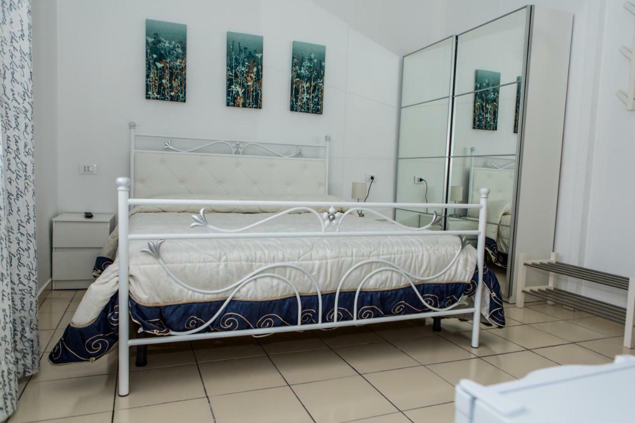 Veda Elegant Rooms Fiumefreddo di Sicilia Eksteriør bilde